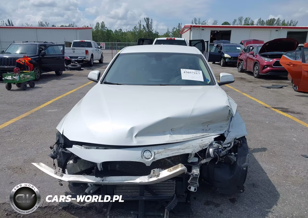 2018 BMW 320I VIN:WBA8A9C59JAH12143 - 12