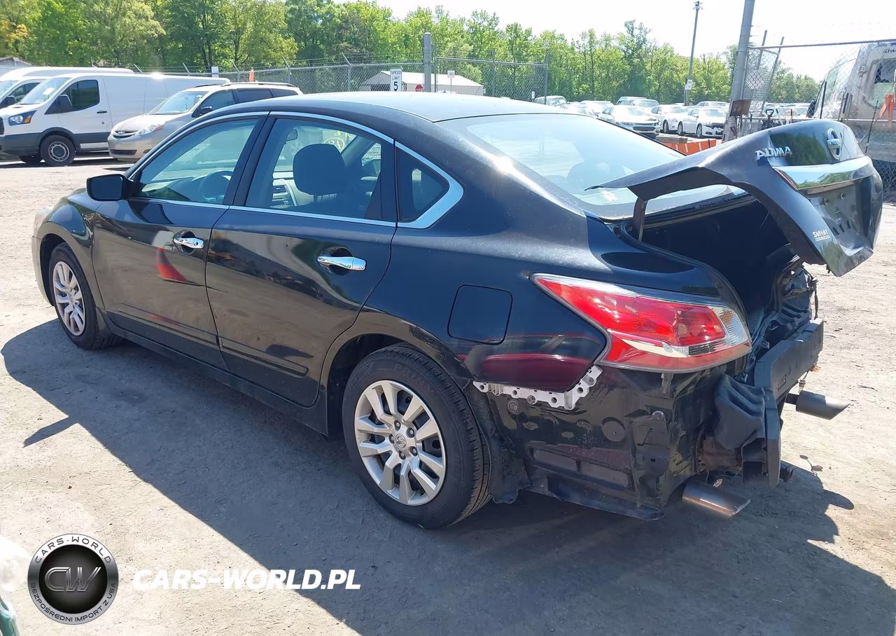 2015 Nissan Altima 2.5 S VIN:1N4AL3AP4FC456878 - 3