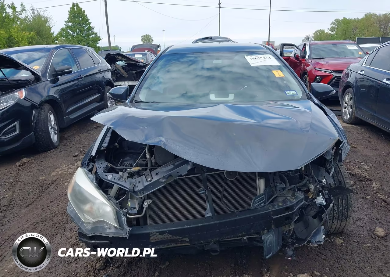 2015 Toyota Corolla S Plus VIN:5YFBURHE0FP230279 - 13