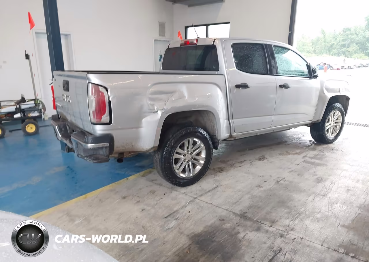 2018 GMC Canyon VIN:1GTG5BENXJ1102417 - 4