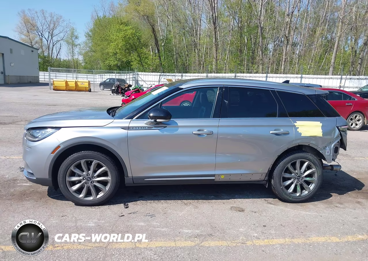 2022 Lincoln Corsair Standard VIN:5LMCJ1D97NUL28520 - 15