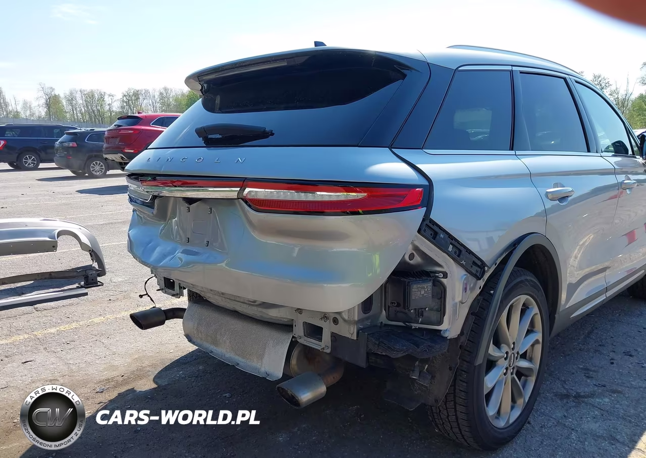 2022 Lincoln Corsair Standard VIN:5LMCJ1D97NUL28520 - 18