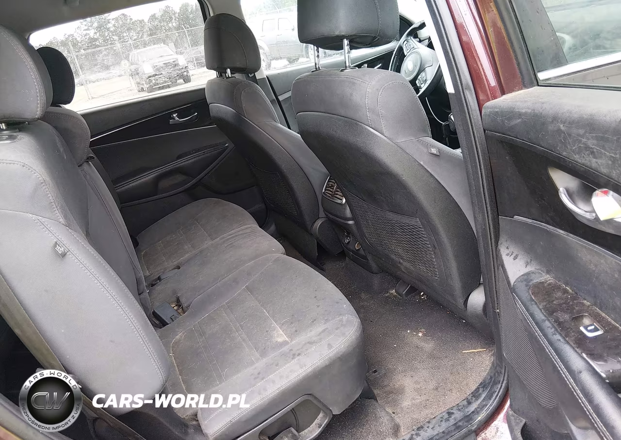 2017 Kia Sorento 2.4L Lx VIN:5XYPG4A30HG246529 - 8