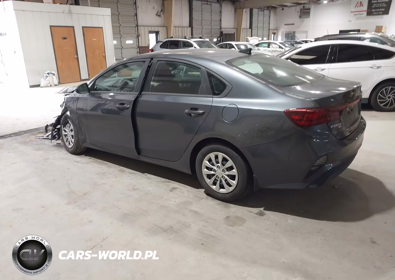 2024 Kia Forte Lx VIN:3KPF24AD4RE769988 - 3