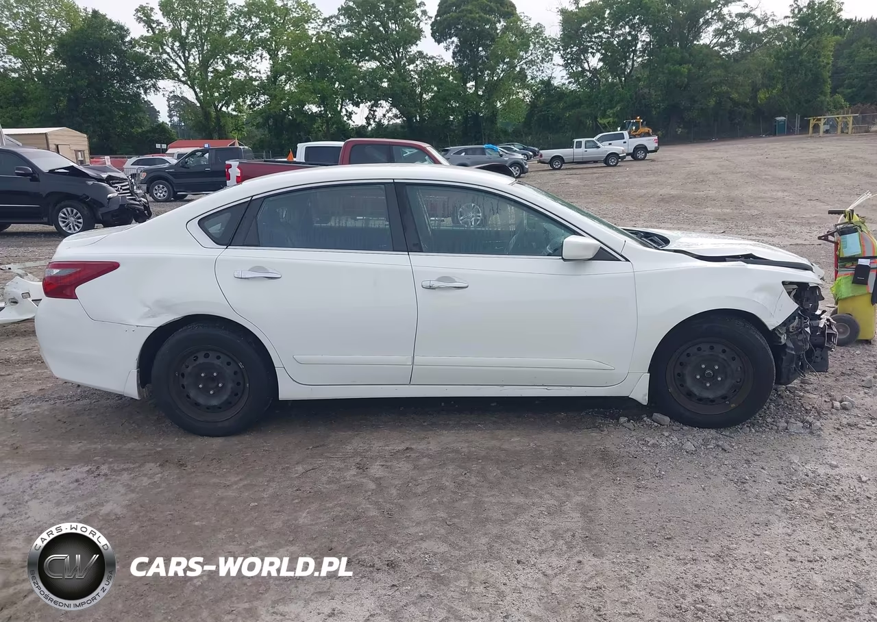 2018 Nissan Altima 2.5 S VIN:1N4AL3AP0JC279755 - 14