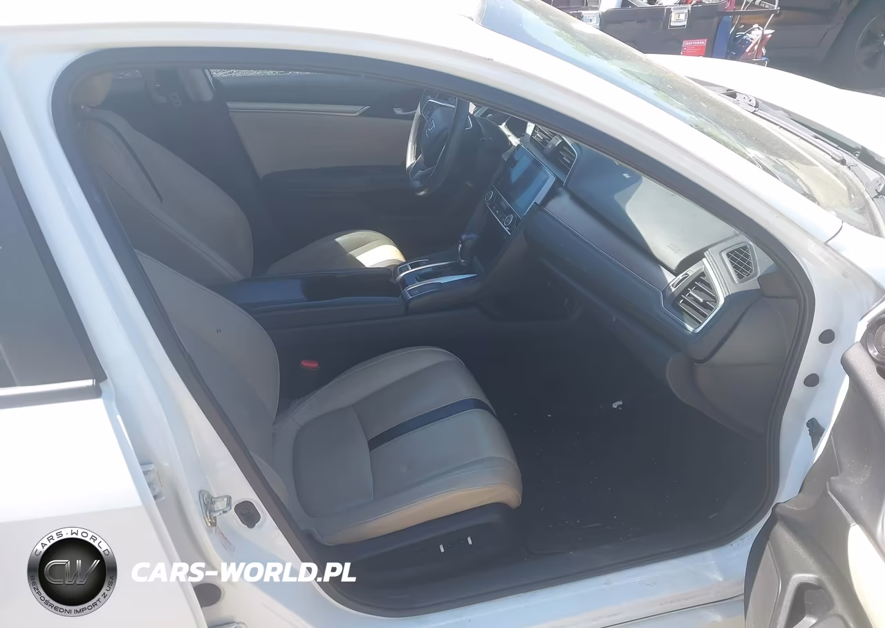 2016 Honda Civic Touring VIN:2HGFC1F94GH648297 - 5