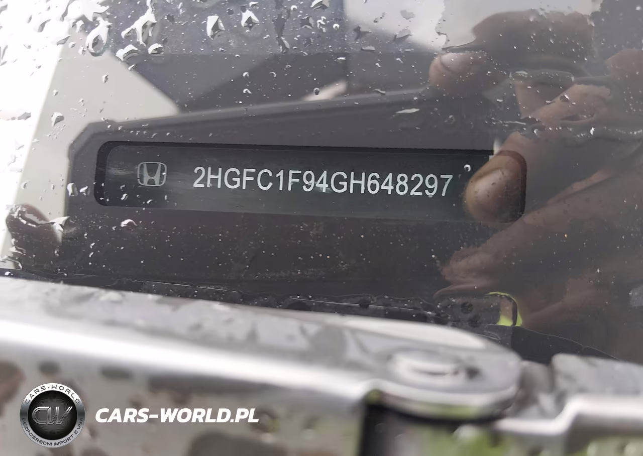 2016 Honda Civic Touring VIN:2HGFC1F94GH648297 - 9