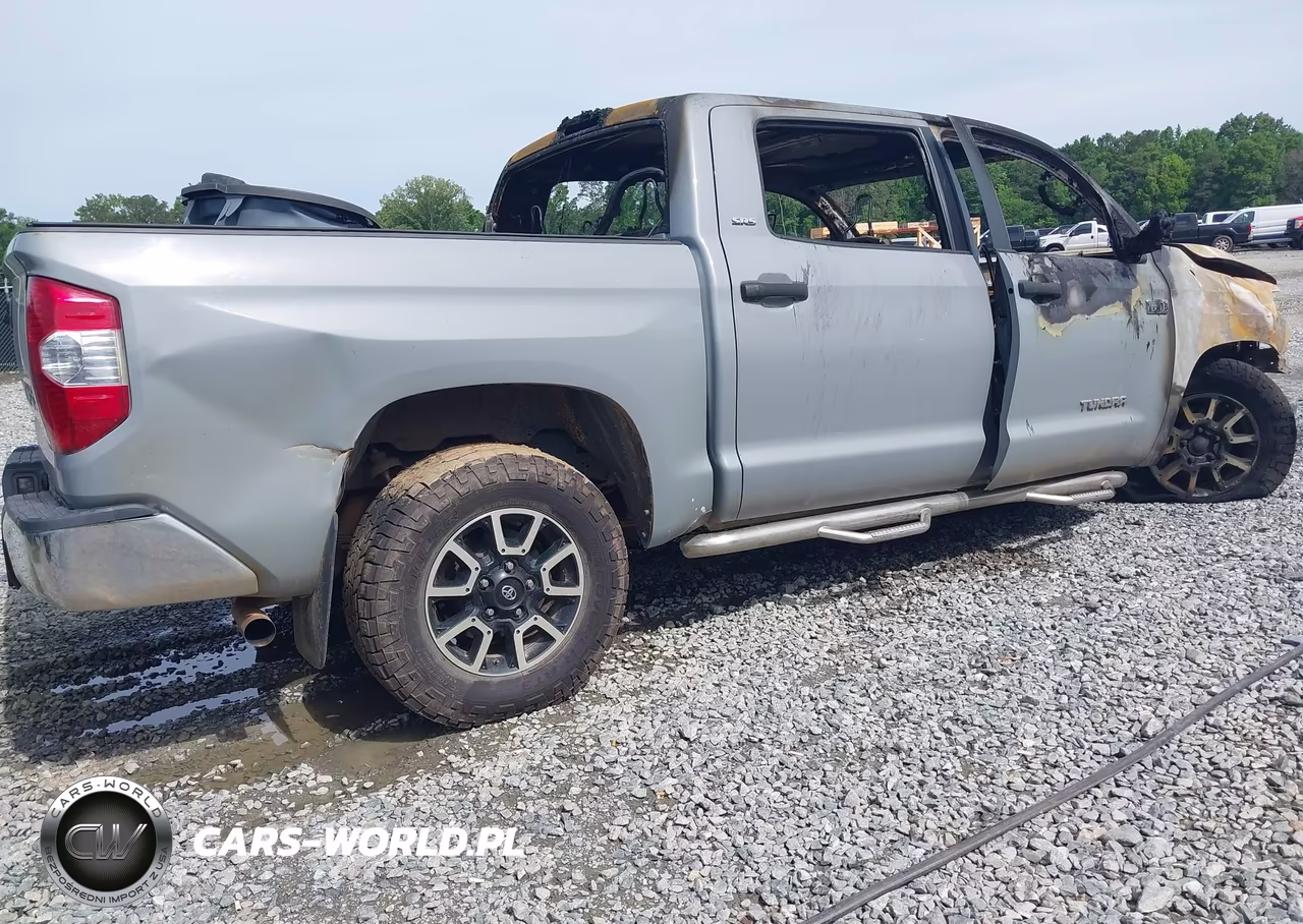 2018 Toyota Tundra Sr5 5.7L V8 VIN:5TFDW5F17JX776955 - 4