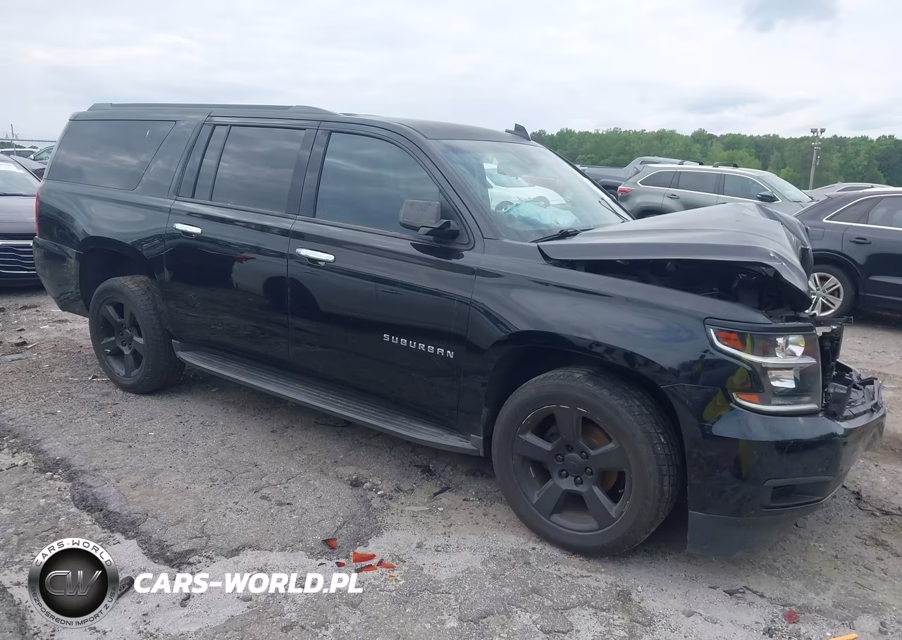 2017 Chevrolet Suburban Ls – zdjęcie 1 z 17