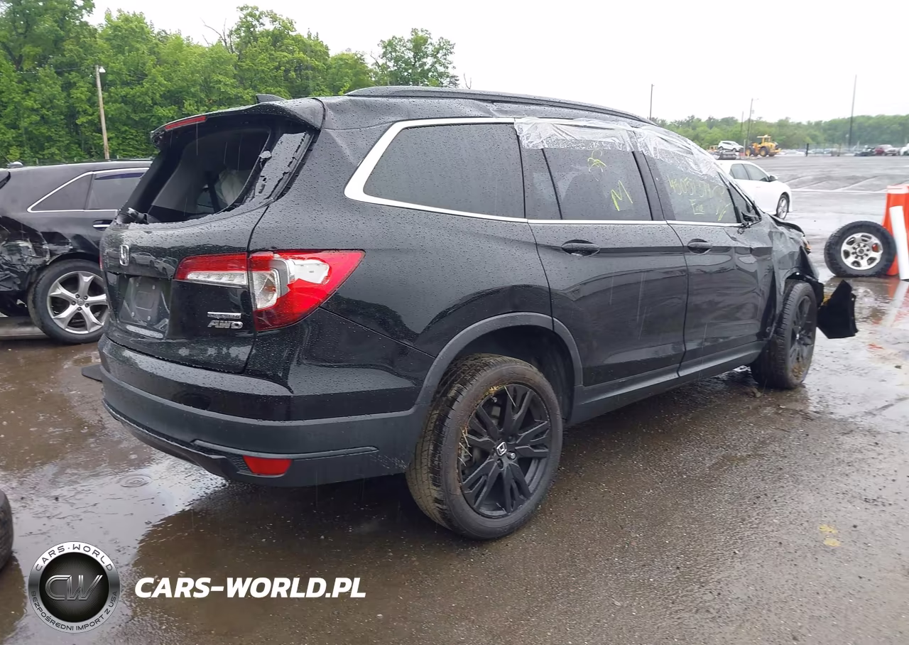 2021 Honda Pilot Awd Special Edition VIN:5FNYF6H21MB017813 - 4