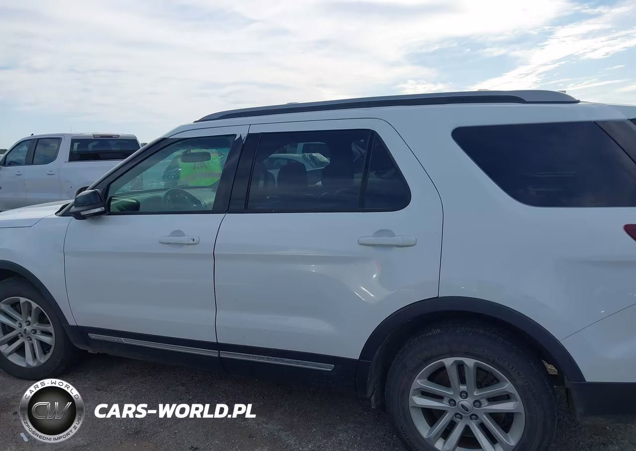 2017 Ford Explorer Xlt VIN:1FM5K7D87HGA91081 - 14