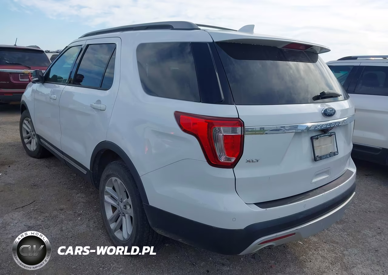 2017 Ford Explorer Xlt VIN:1FM5K7D87HGA91081 - 3