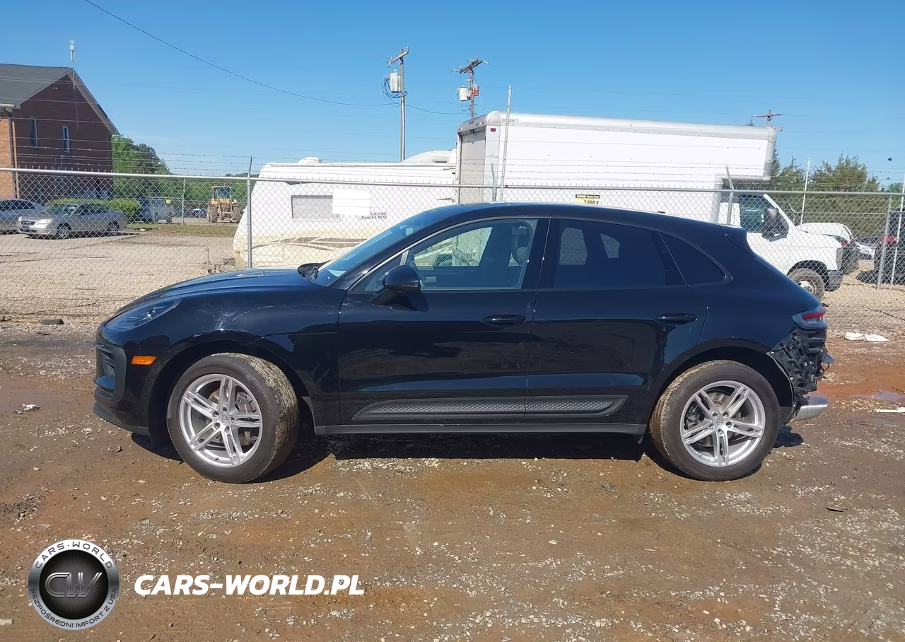 2023 Porsche Macan T VIN:WP1AA2A54PLB17594 - 15