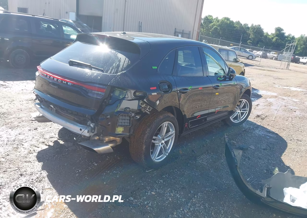 2023 Porsche Macan T VIN:WP1AA2A54PLB17594 - 4
