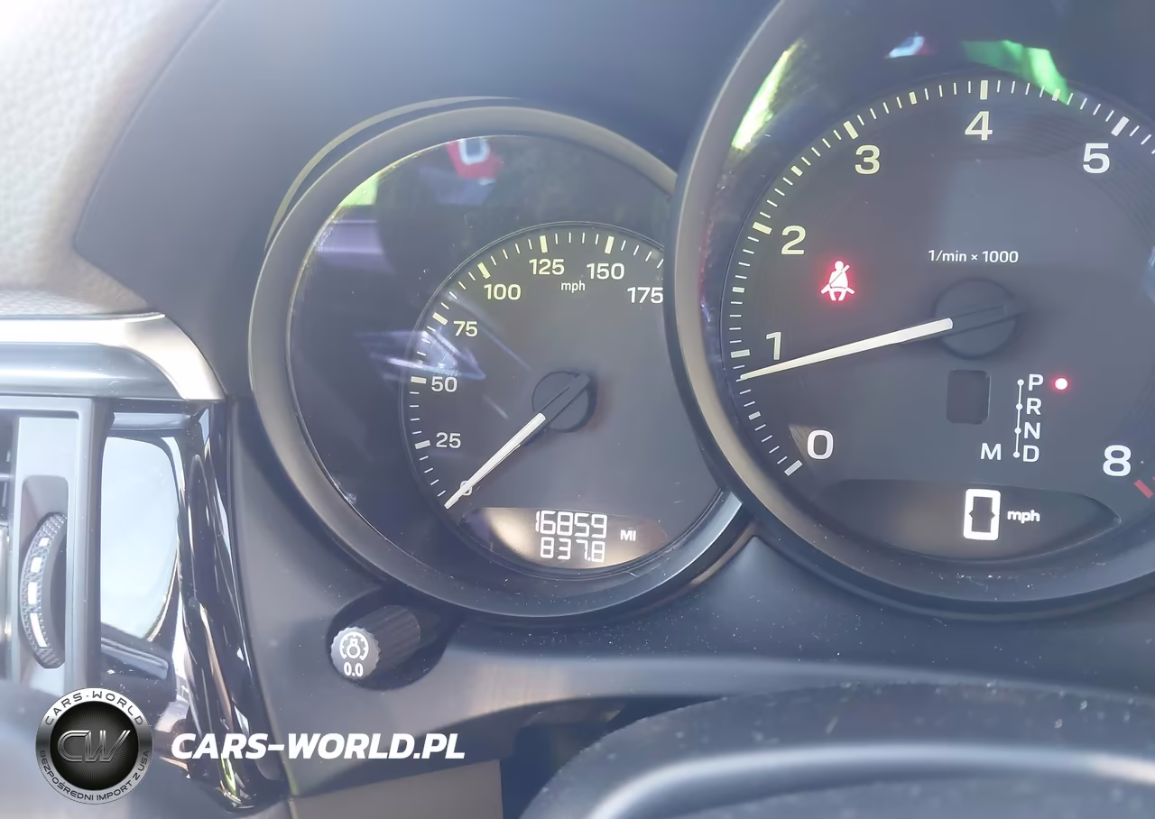 2023 Porsche Macan T VIN:WP1AA2A54PLB17594 - 7