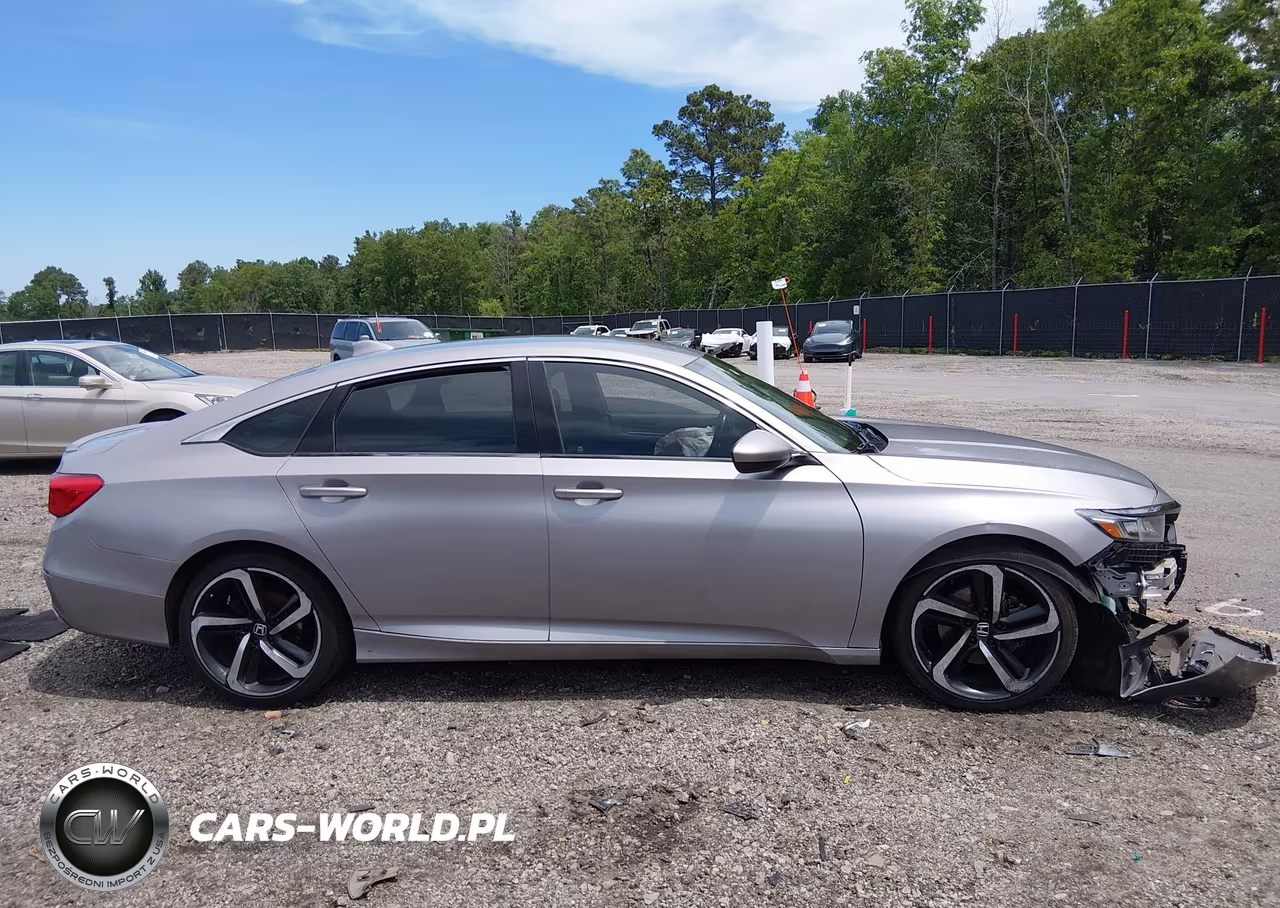 2018 Honda Accord Sport VIN:1HGCV1F33JA190217 - 13