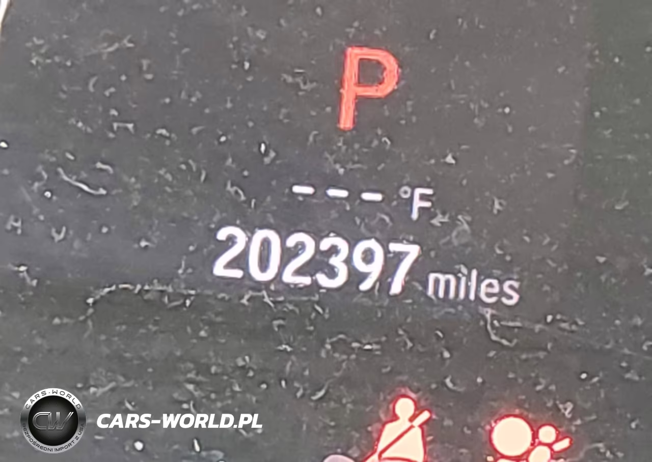2018 Honda Accord Sport VIN:1HGCV1F33JA190217 - 15