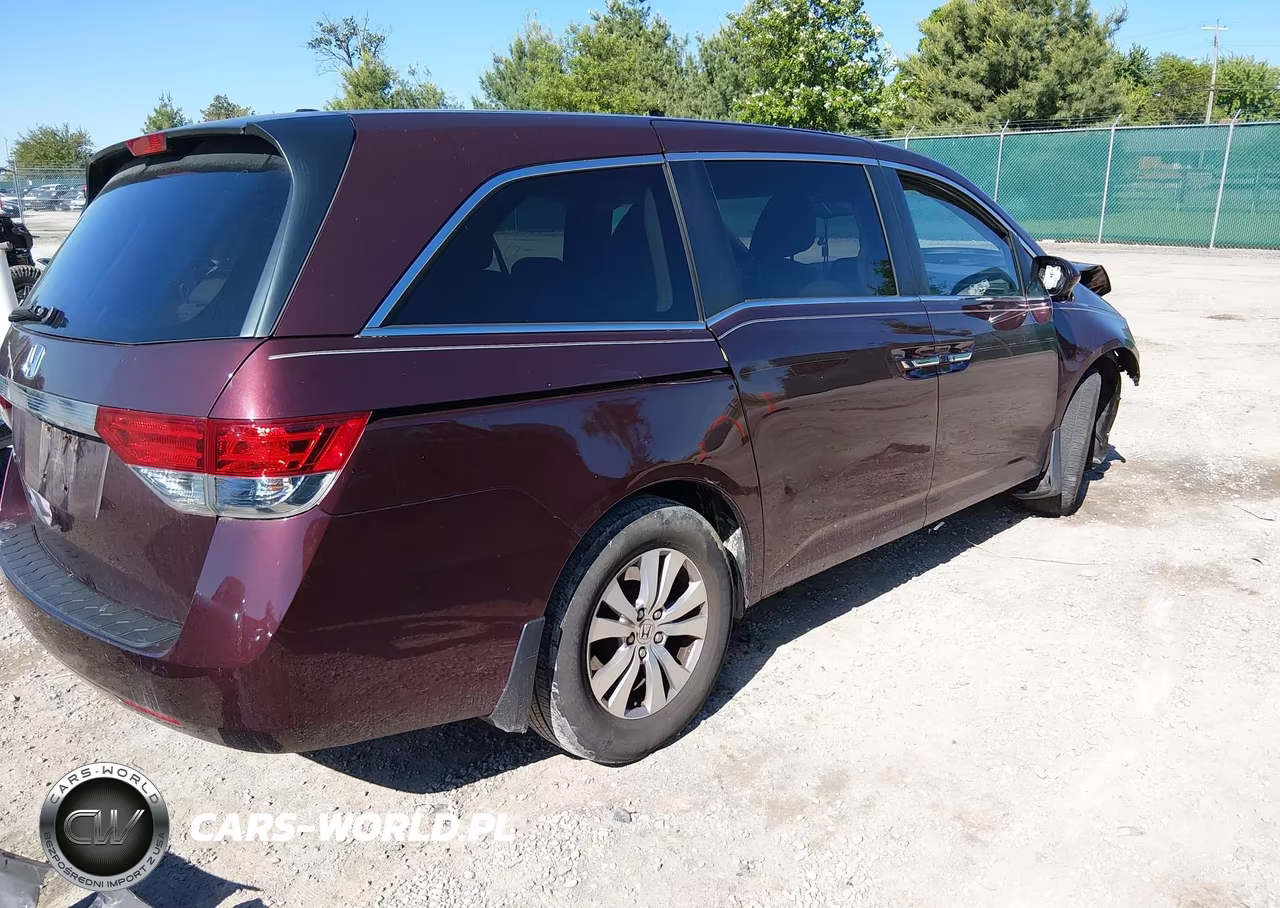 2015 Honda Odyssey Ex-L VIN:5FNRL5H6XFB100928 - 4