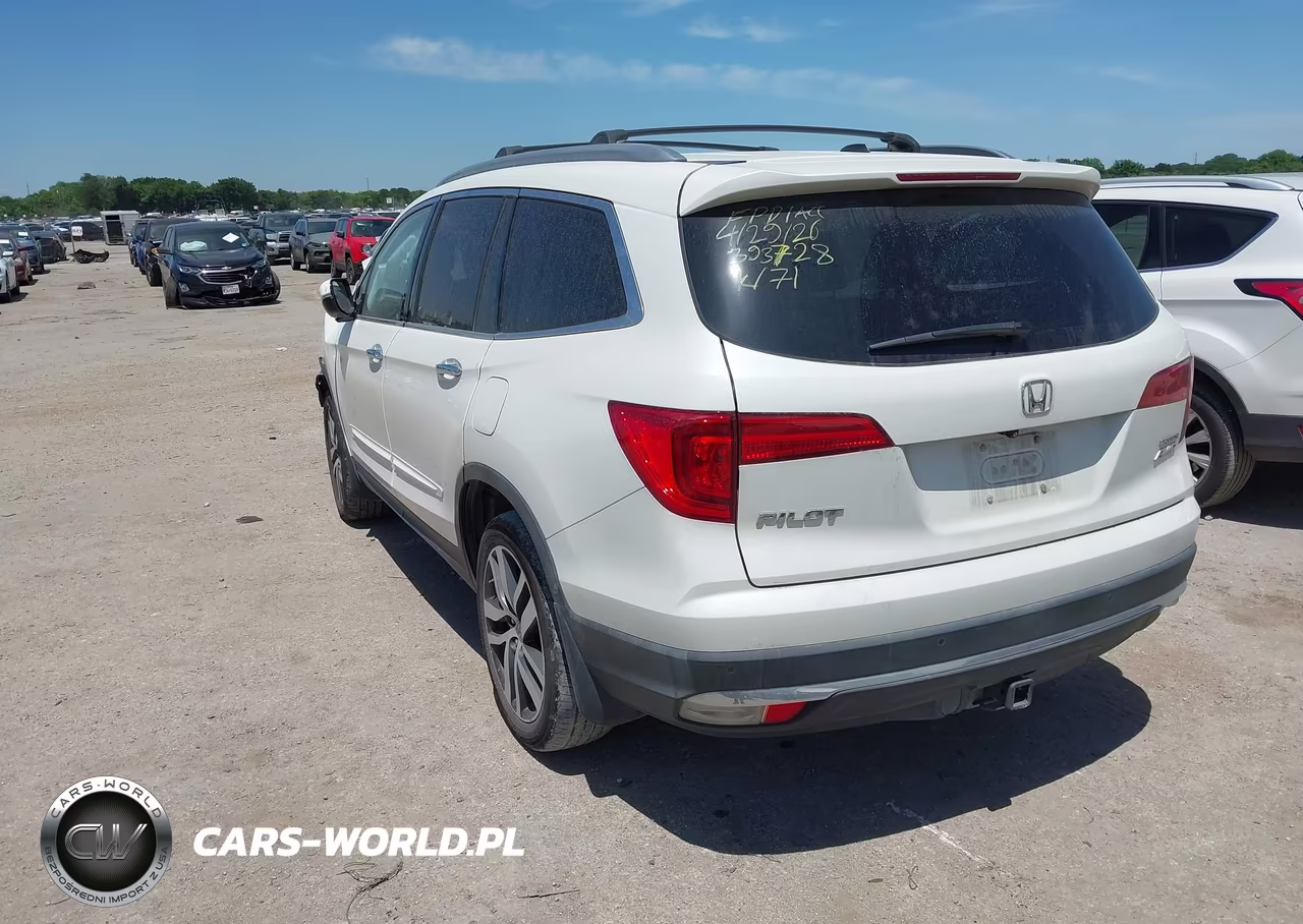 2016 Honda Pilot Touring VIN:5FNYF6H92GB025842 - 3