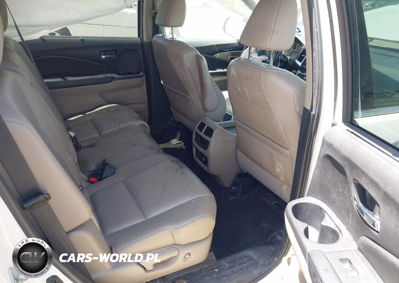 2016 Honda Pilot Touring VIN:5FNYF6H92GB025842 - 8