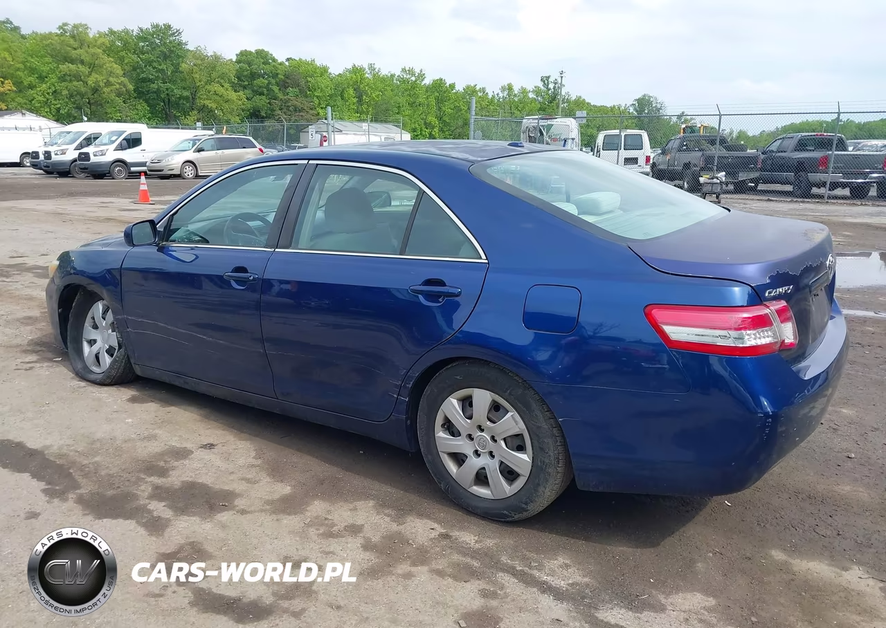 2010 Toyota Camry Le VIN:4T1BF3EK5AU524835 - 3