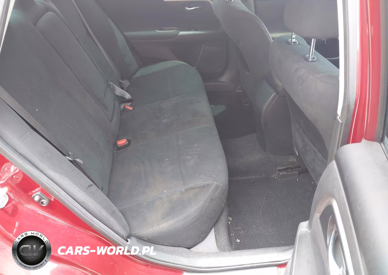2015 Nissan Altima 2.5 S VIN:1N4AL3AP4FN366313 - 8