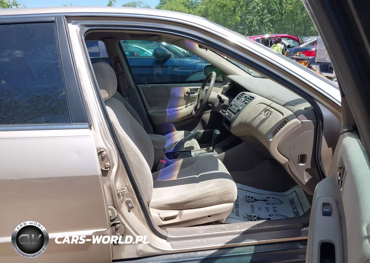 2002 Honda Accord 2.3 Lx VIN:1HGCG66592A006442 - 5