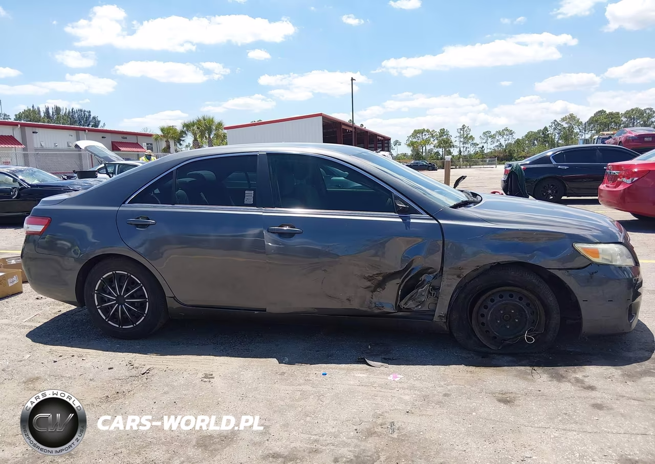 2010 Toyota Camry Le VIN:4T1BF3EK9AU012933 - 12