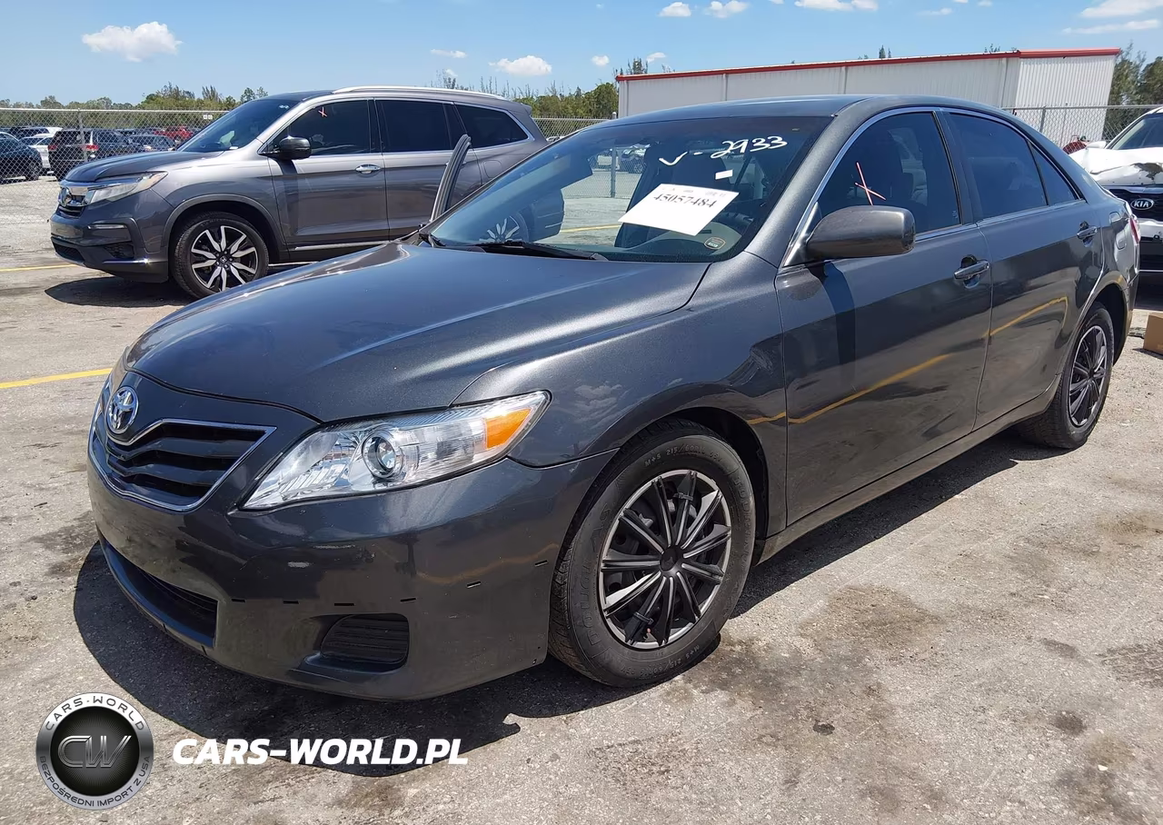 2010 Toyota Camry Le VIN:4T1BF3EK9AU012933 - 2