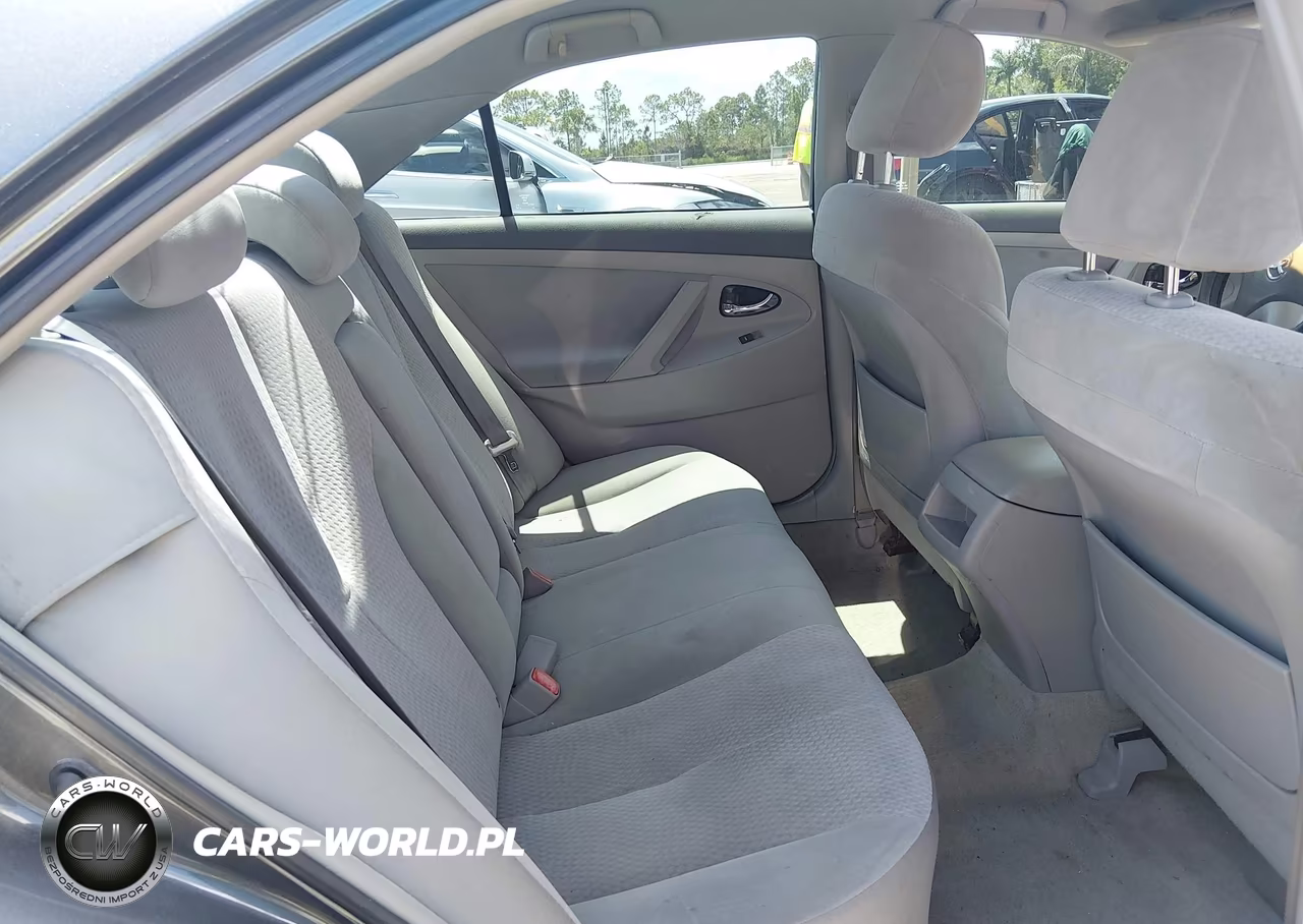 2010 Toyota Camry Le VIN:4T1BF3EK9AU012933 - 8