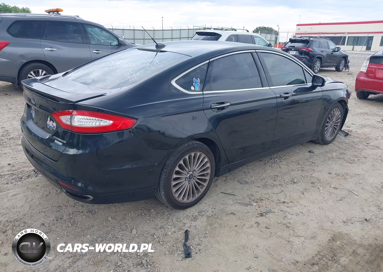 2015 Ford Fusion Titanium VIN:3FA6P0K96FR267997 - 4