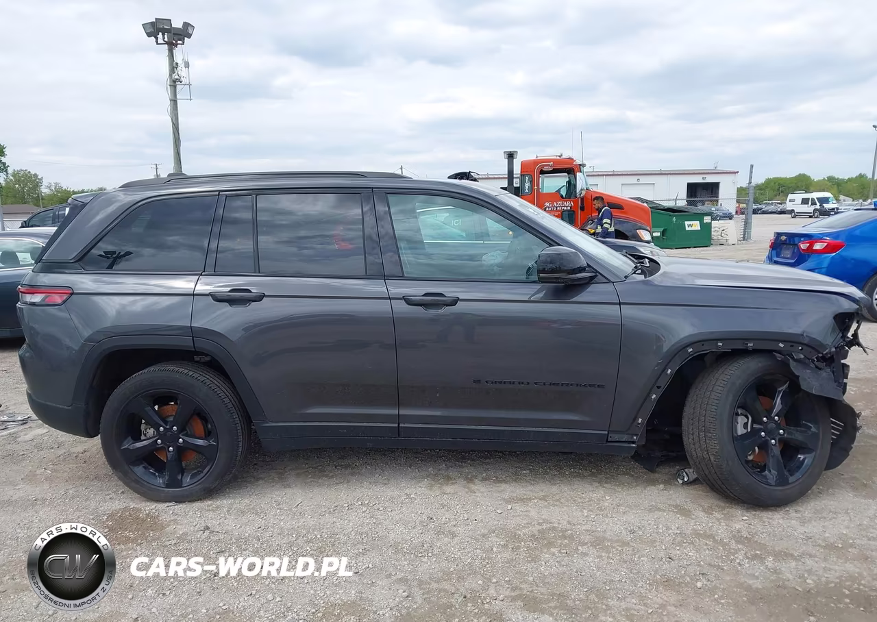 2024 Jeep Grand Cherokee Altitude X 4X4 VIN:1C4RJHAG0RC236173 - 13