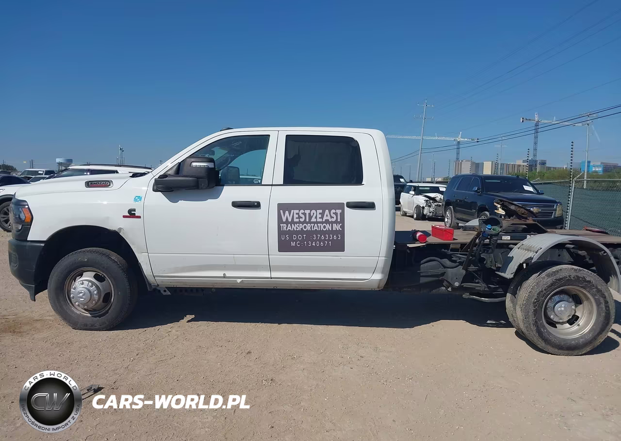 2024 Ram 3500 VIN:3C63RRGL9RG393536 - 15