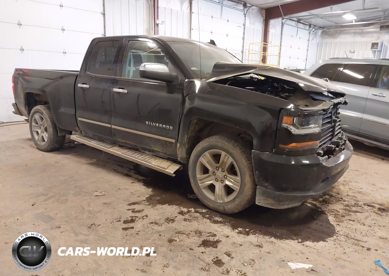 2018 Chevrolet Silverado 1500 Custom