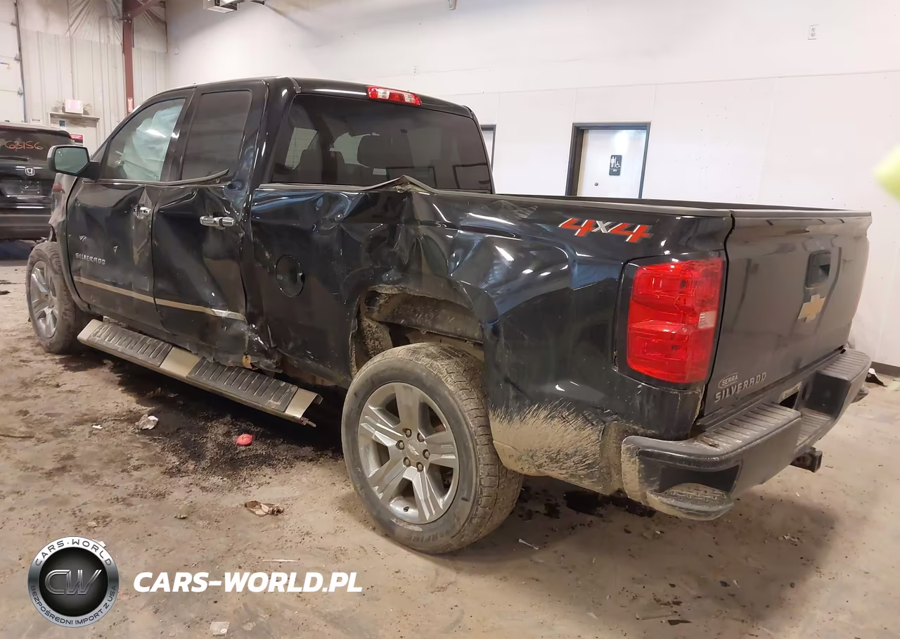 2018 Chevrolet Silverado 1500 Custom VIN:1GCVKPEH3JZ241250 - 3