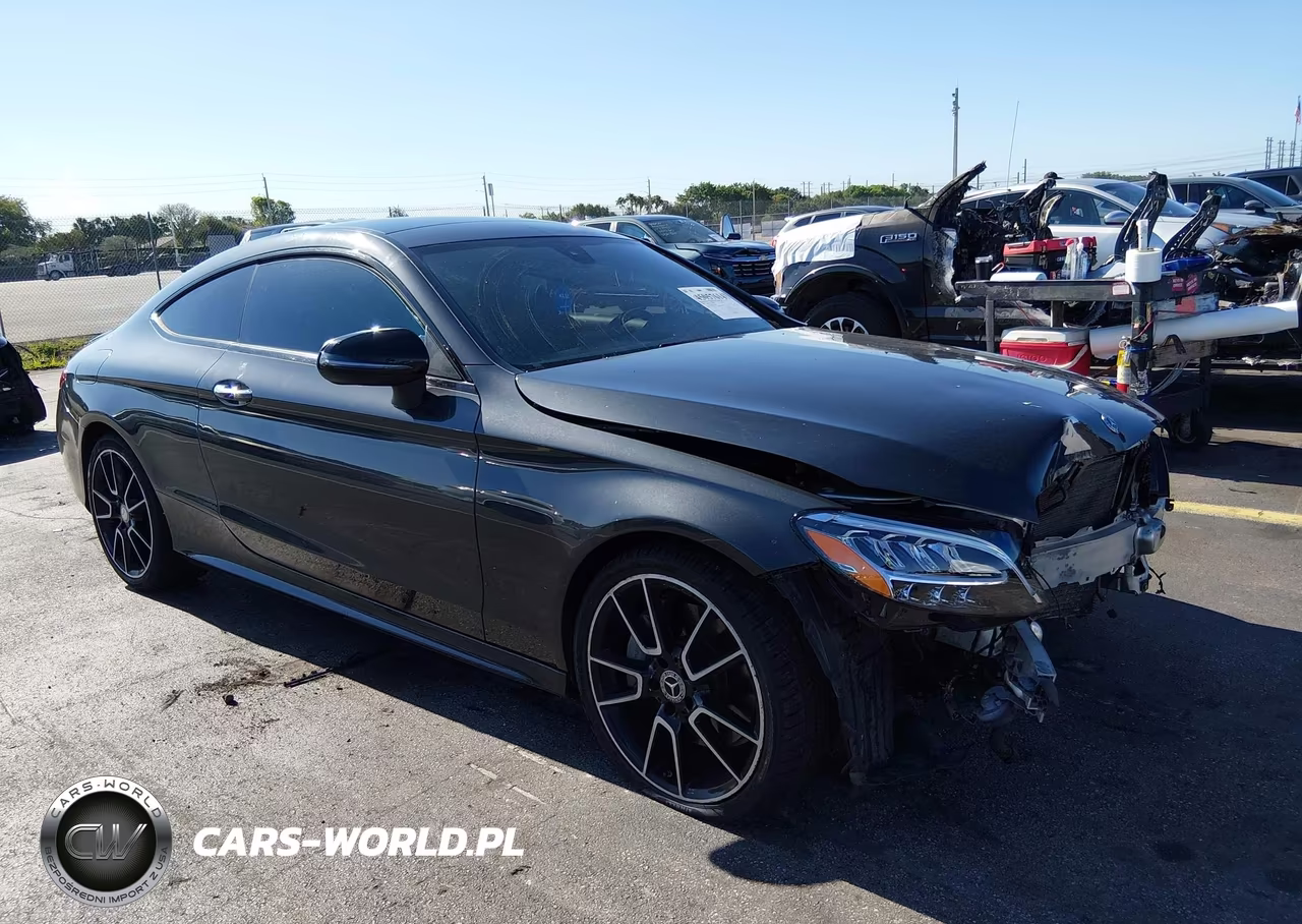 2020 Mercedes-Benz C 300