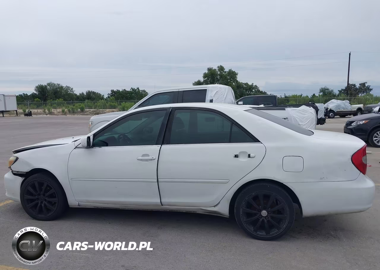 2004 Toyota Camry Le VIN:4T1BE32K44U265654 - 13