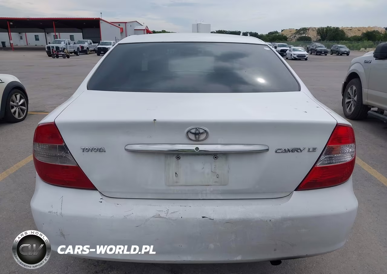 2004 Toyota Camry Le VIN:4T1BE32K44U265654 - 15
