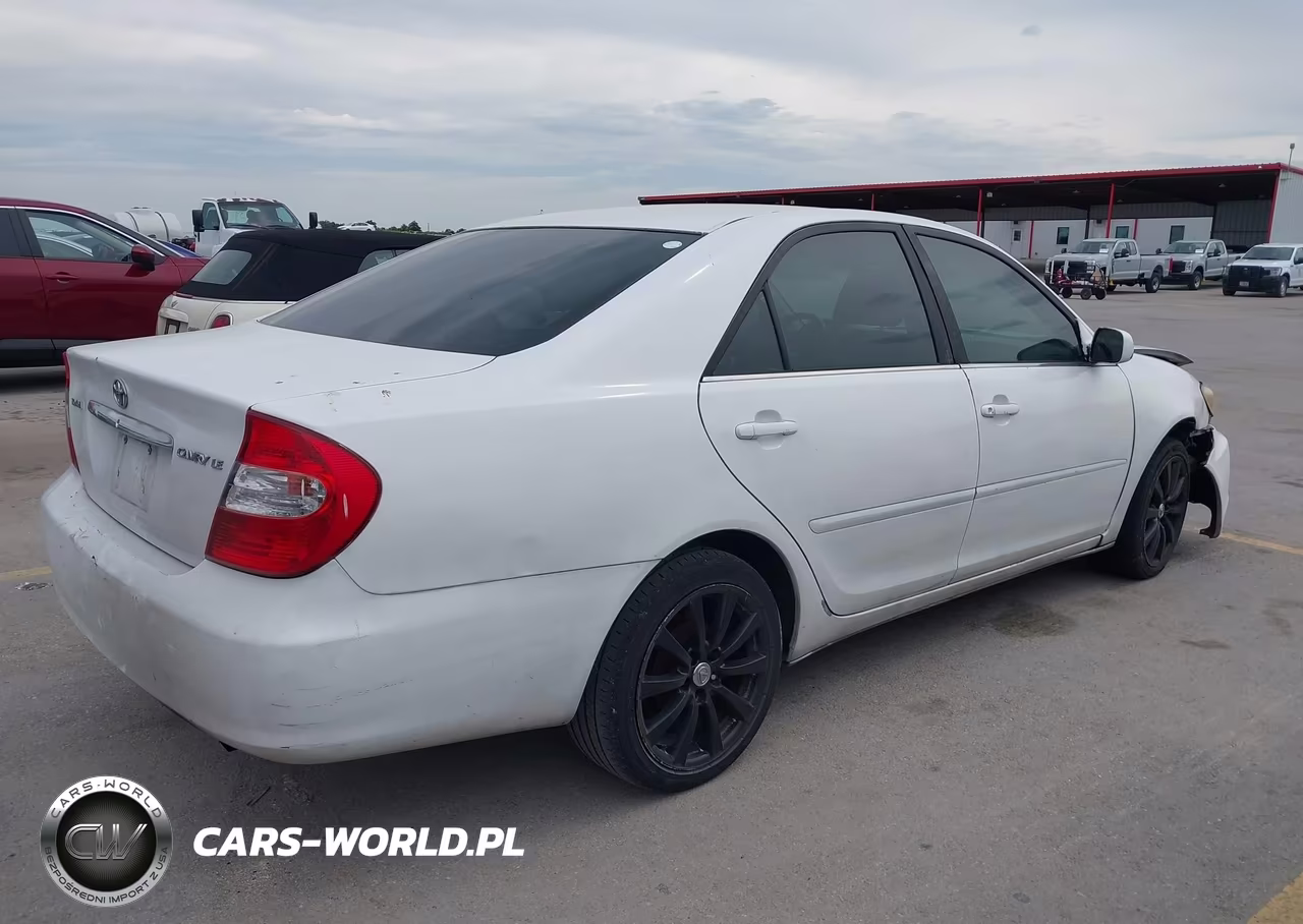 2004 Toyota Camry Le VIN:4T1BE32K44U265654 - 4