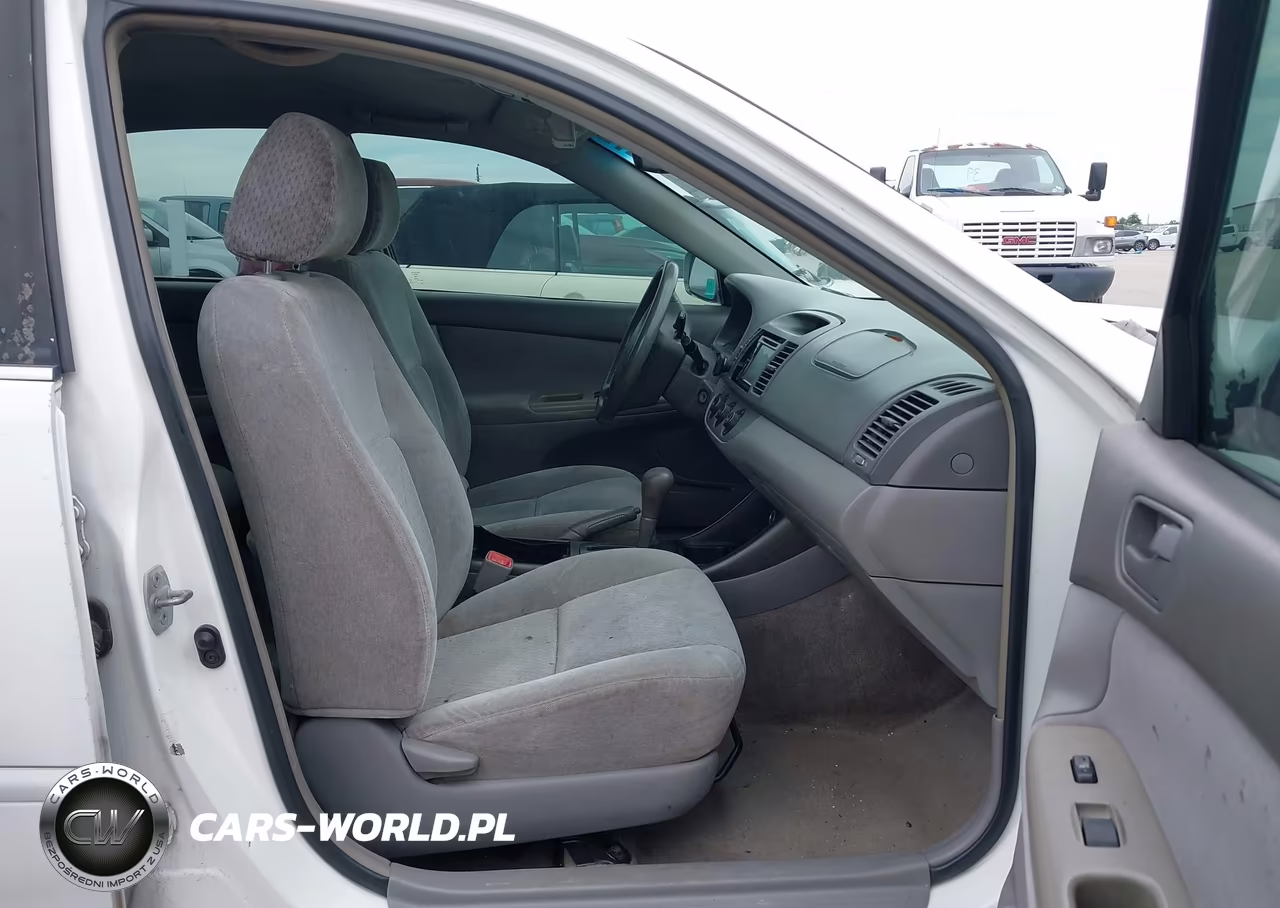 2004 Toyota Camry Le VIN:4T1BE32K44U265654 - 5