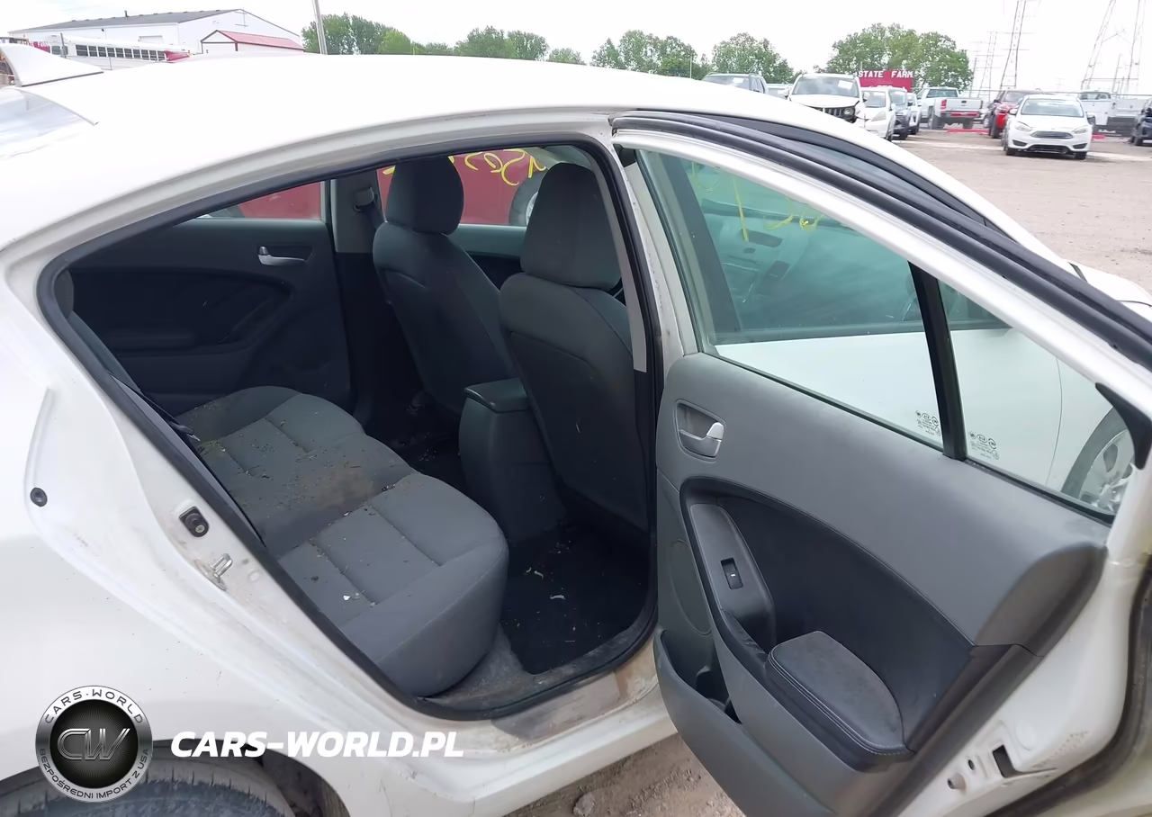 2017 Kia Forte Lx VIN:3KPFK4A79HE030849 - 8
