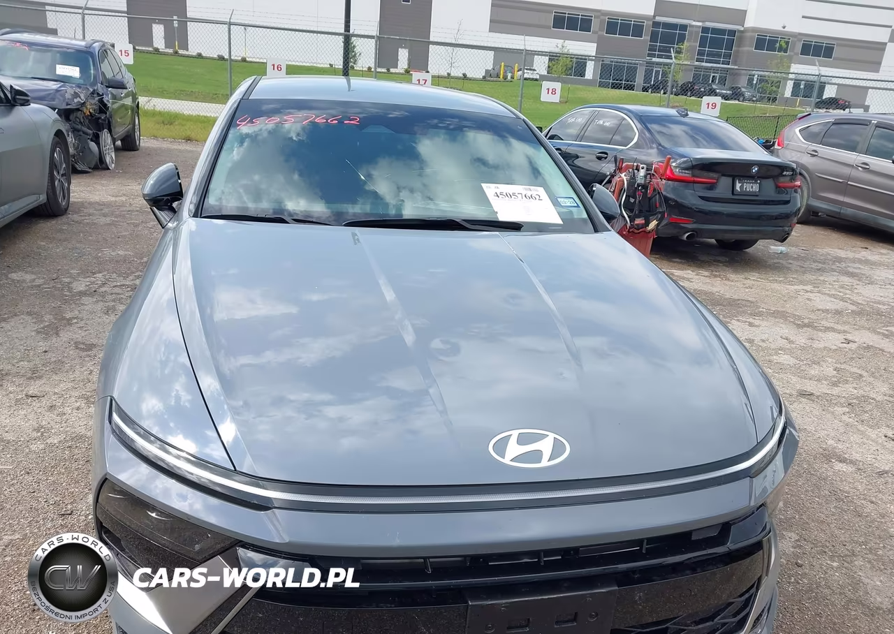 2026 Hyundai Sonata Sel Sport VIN:KMHL64JA9TA535784 - 12