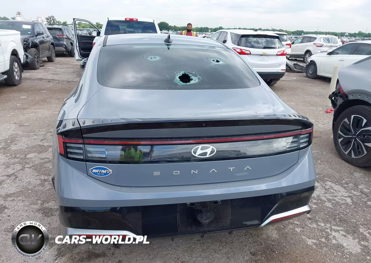 2026 Hyundai Sonata Sel Sport VIN:KMHL64JA9TA535784 - 16