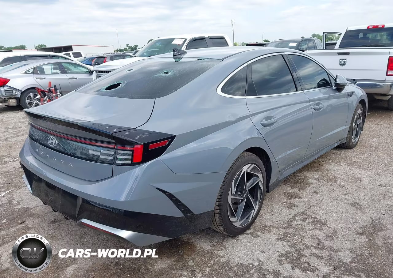 2026 Hyundai Sonata Sel Sport VIN:KMHL64JA9TA535784 - 4