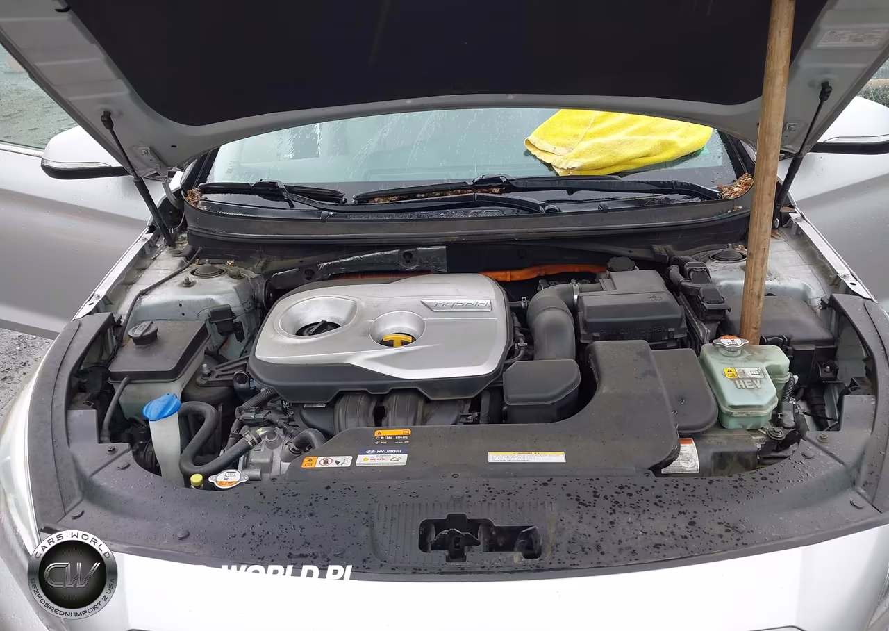 2016 Hyundai Sonata Hybrid Se VIN:KMHE24L14GA040514 - 10