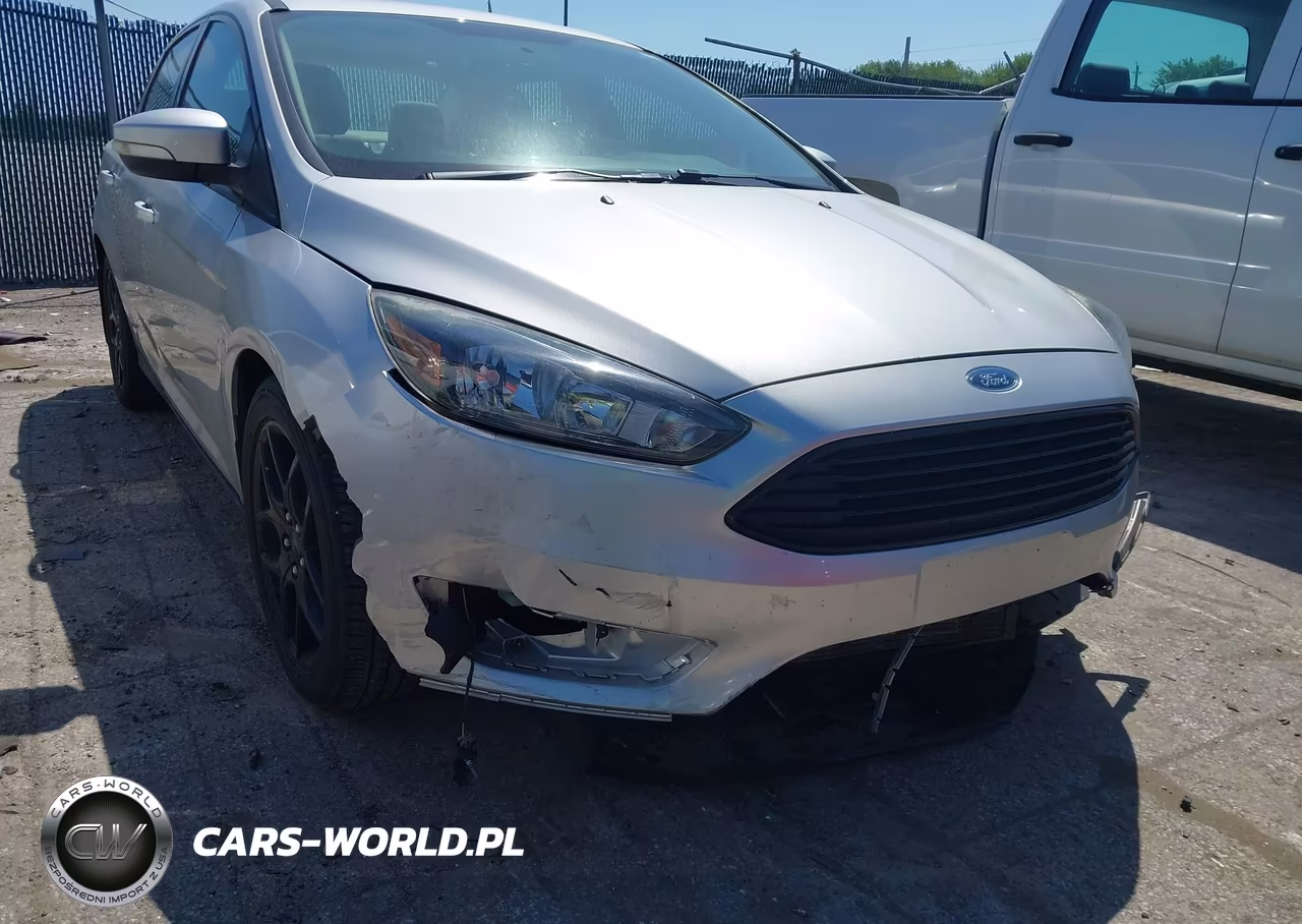 2016 Ford Focus Se VIN:1FADP3FE5GL287707 - 6