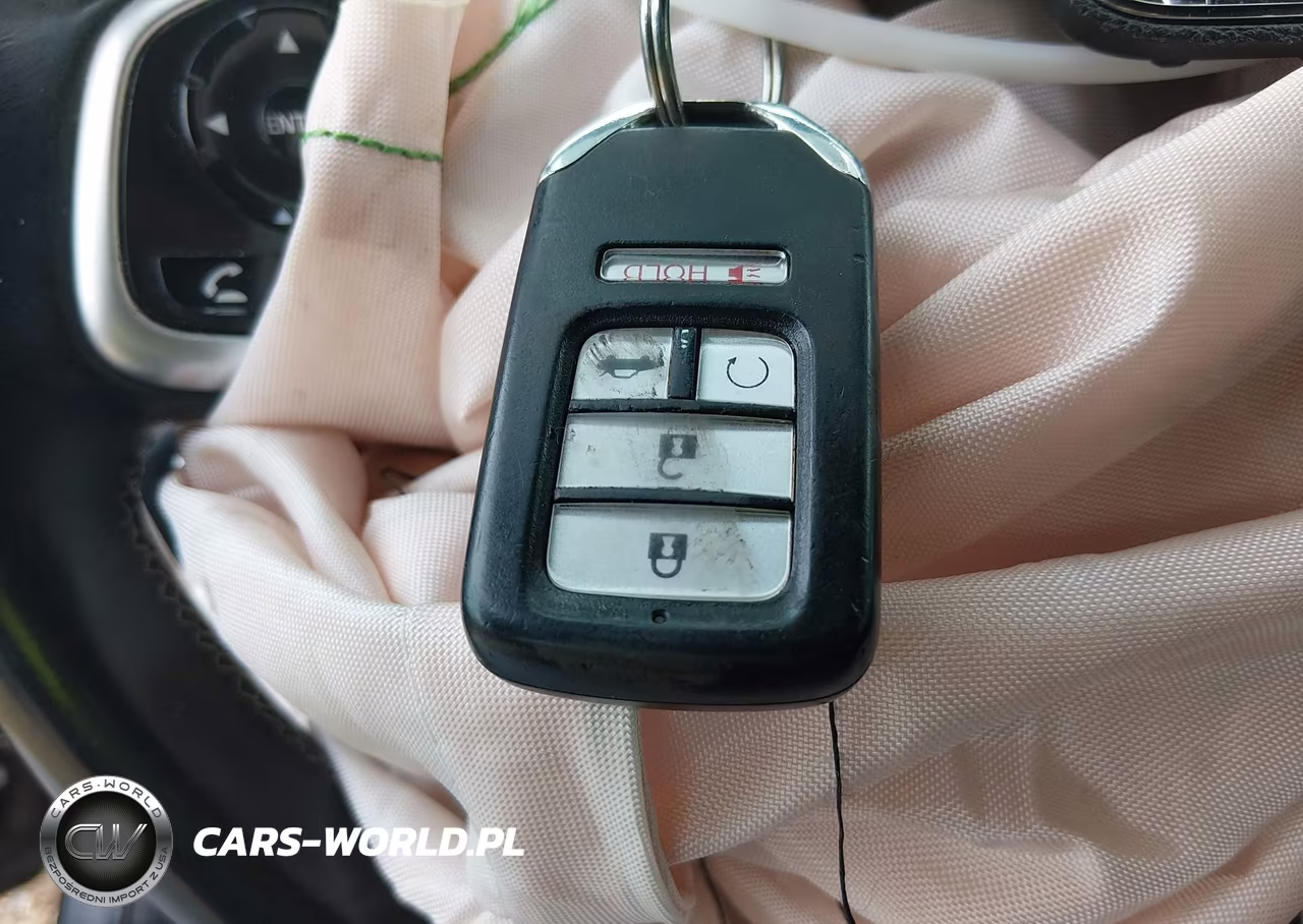 2019 Honda Civic Sport VIN:2HGFC2F86KH526823 - 11