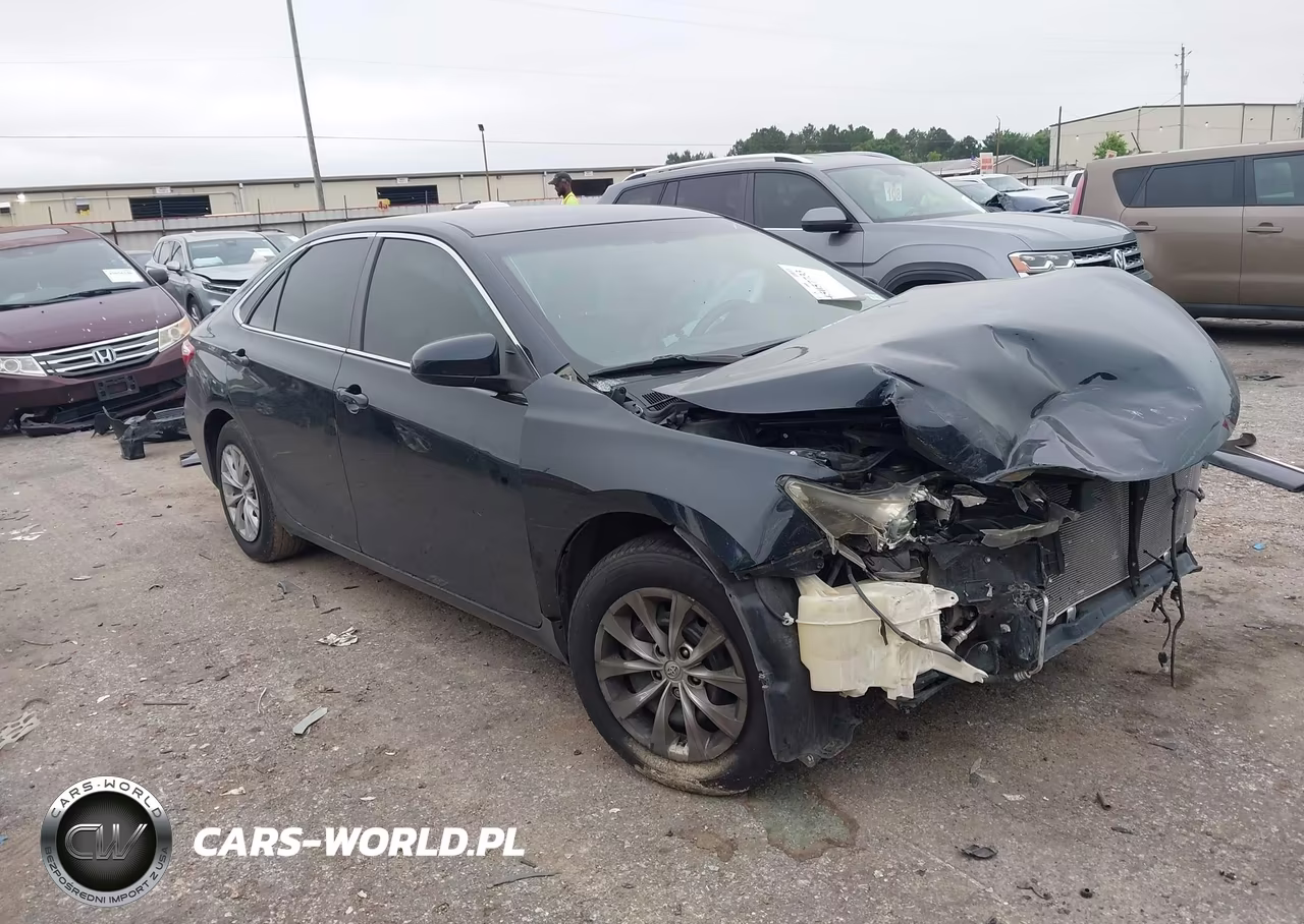 2015 Toyota Camry Le VIN:4T1BF1FK8FU906903 - 14