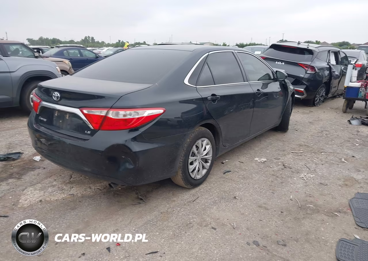 2015 Toyota Camry Le VIN:4T1BF1FK8FU906903 - 4