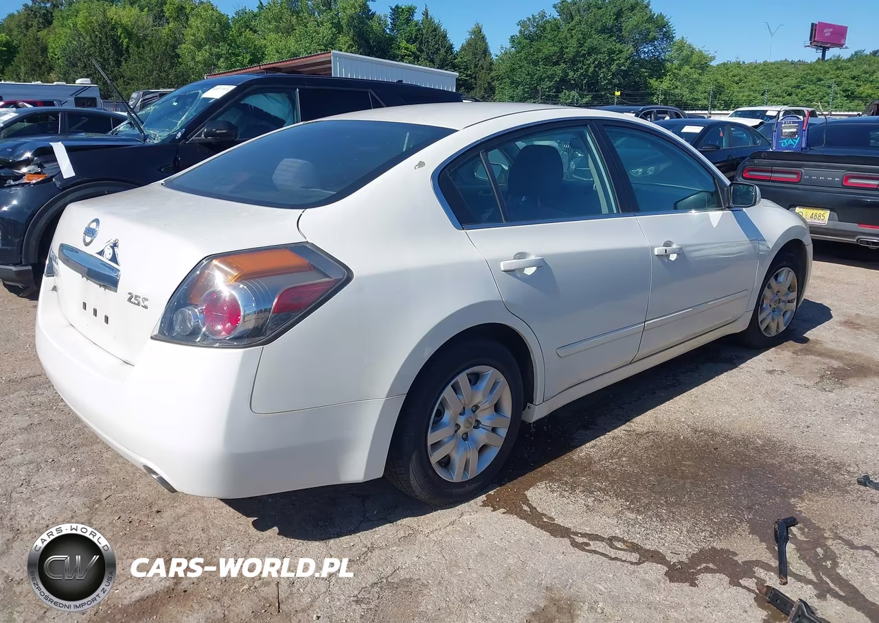 2011 Nissan Altima 2.5 S VIN:1N4AL2AP9BN442998 - 4
